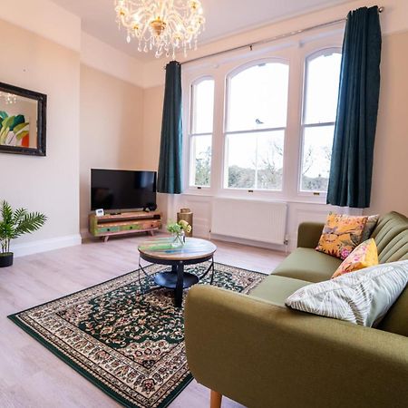 Stunning Park View Maisonette - 2 Bedrooms Грейт-Ярмут Екстер'єр фото